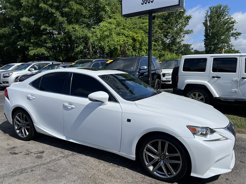 2015 Lexus IS 350 photo