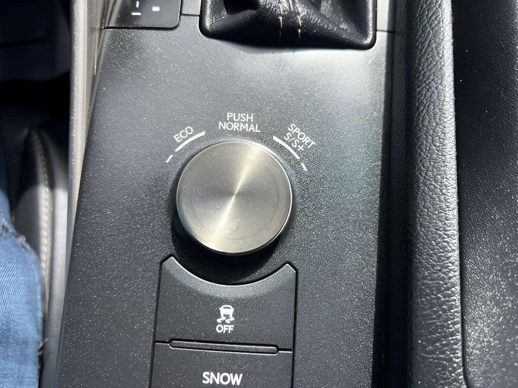 2015 Lexus IS - $18,995