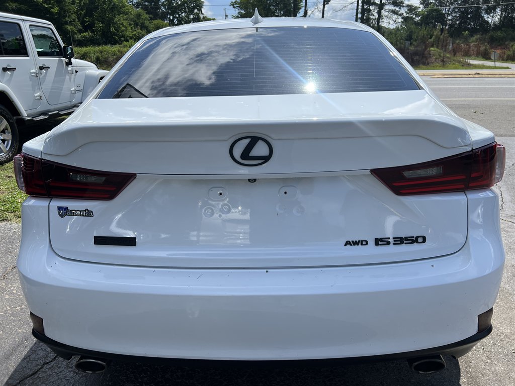 2015 Lexus IS 350 photo