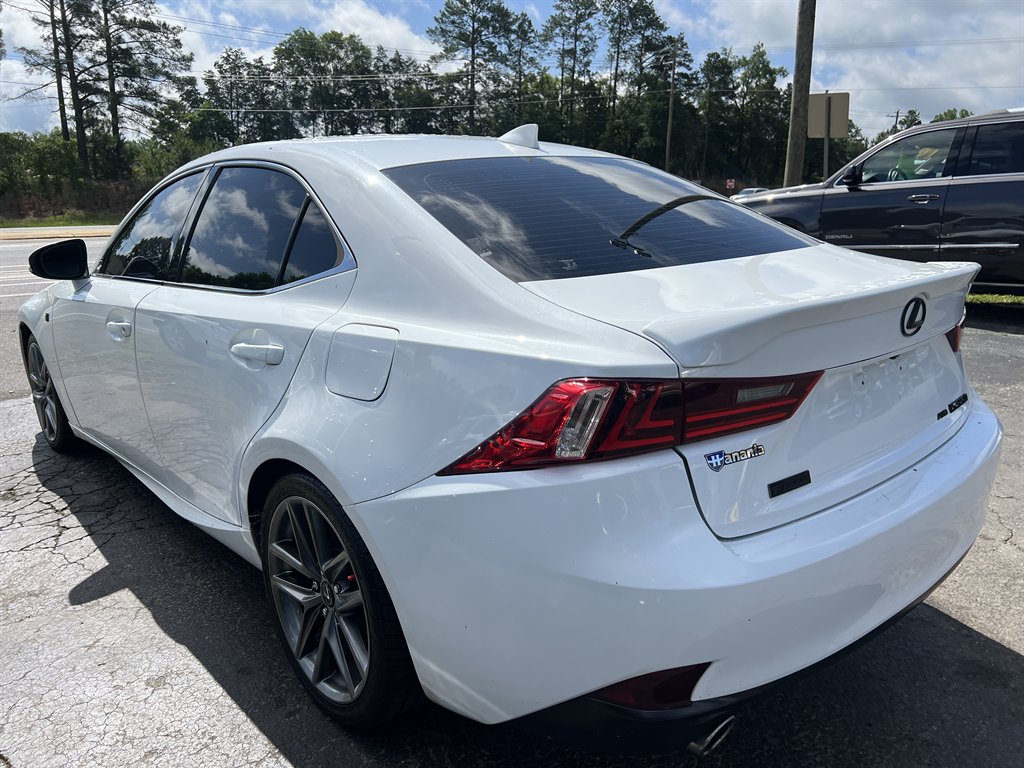 2015 Lexus IS 350 photo
