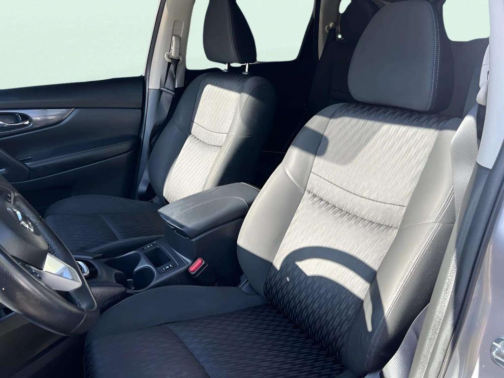 2020 Nissan Rogue - $13,995