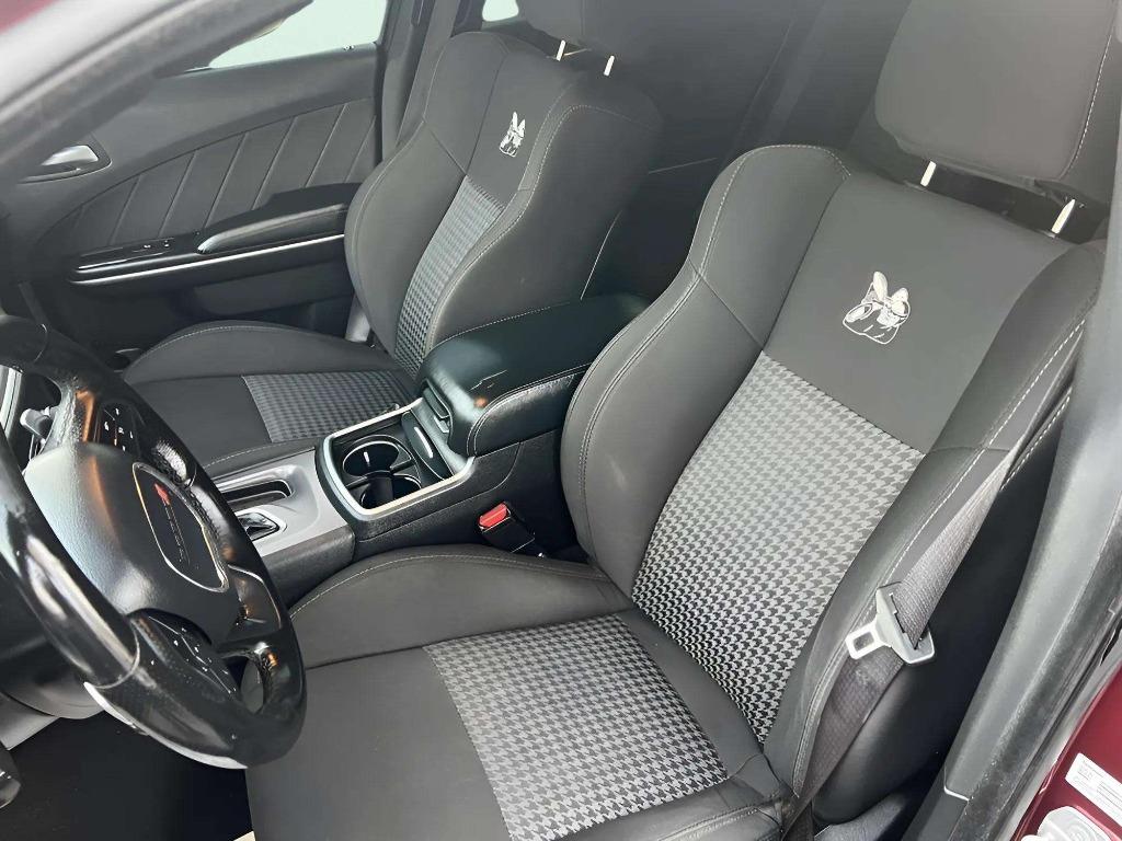 2019 Dodge Charger - $27,995