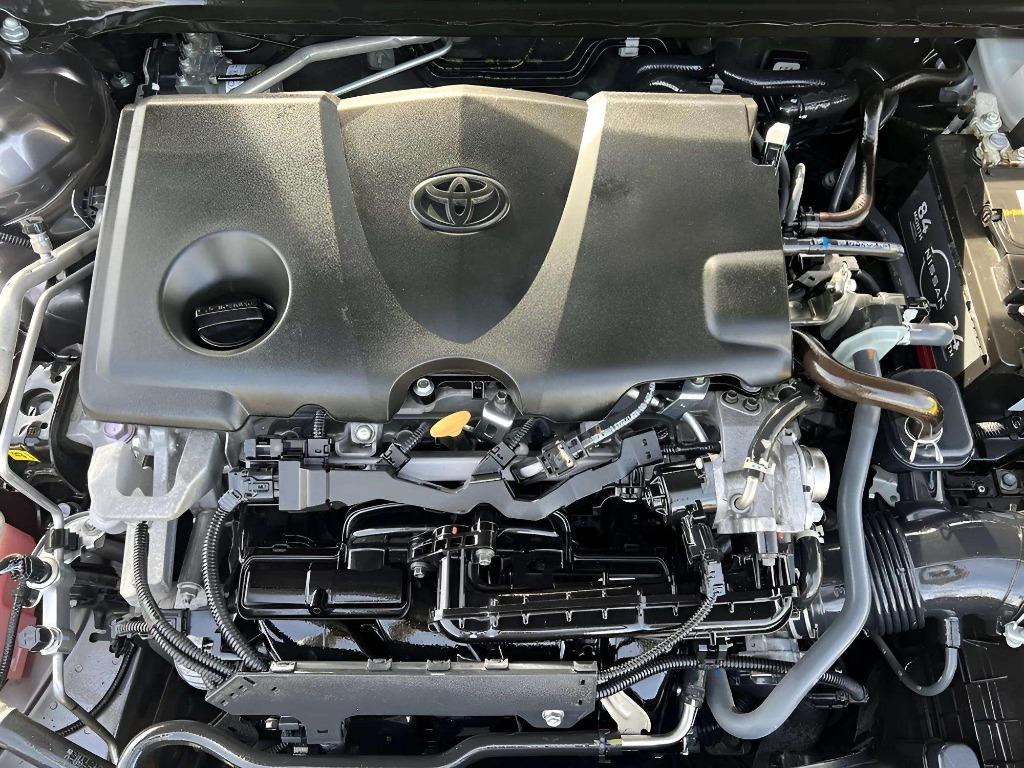 2021 Toyota Camry - $19,995