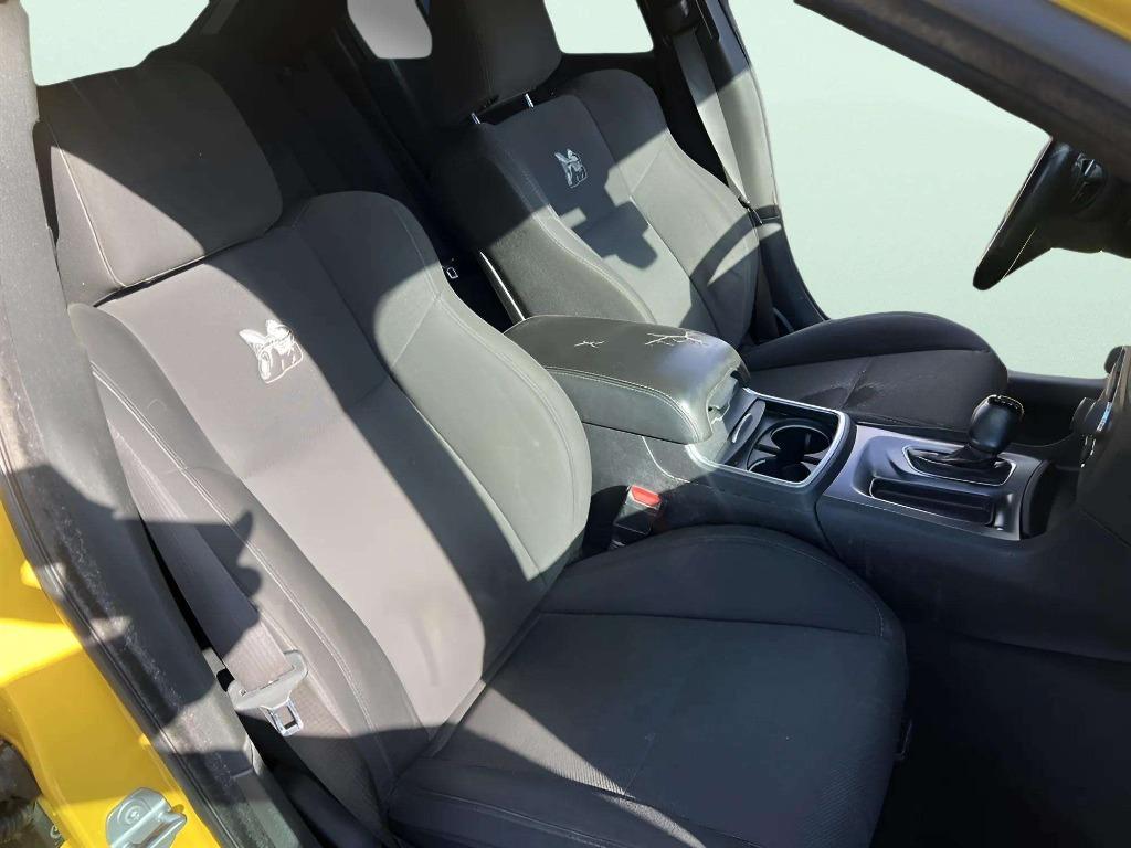 2018 Dodge Charger - $19,995