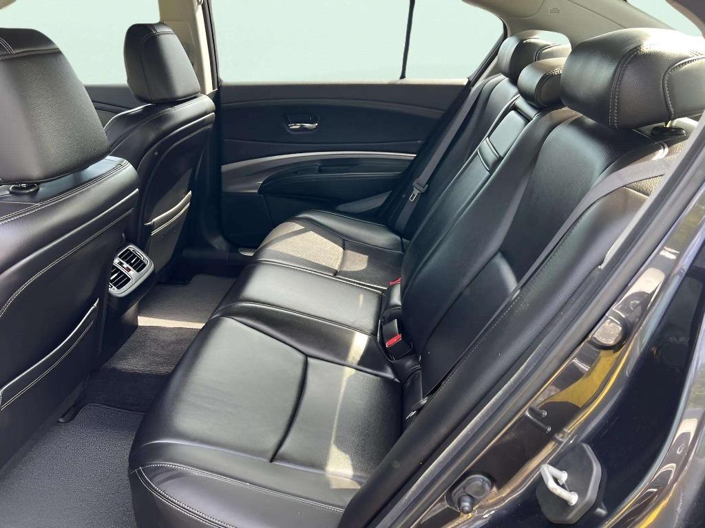 2014 Acura RL - $15,995