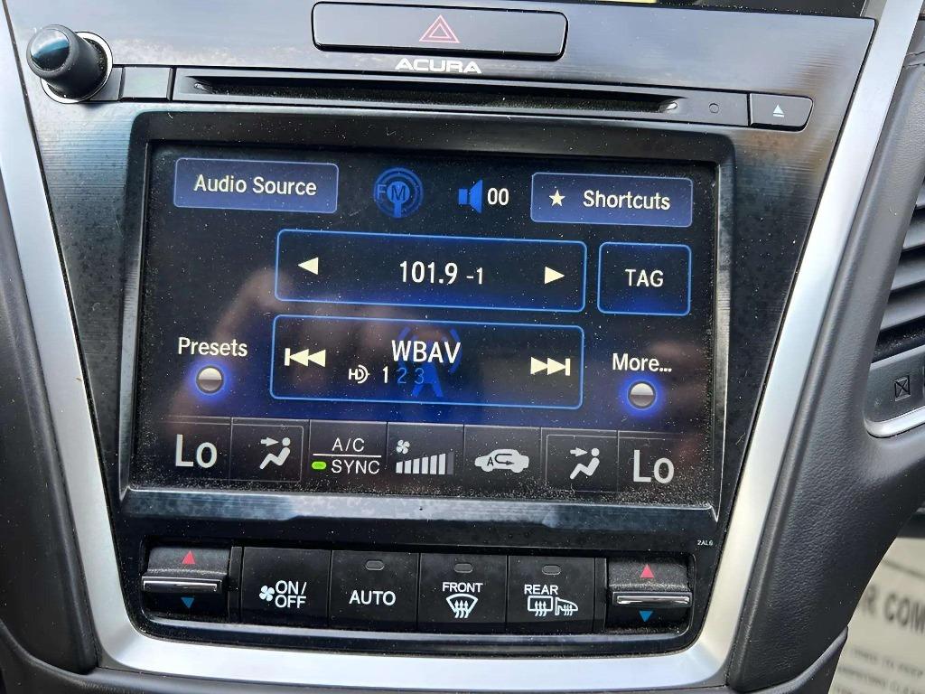 2014 Acura RL - $15,995