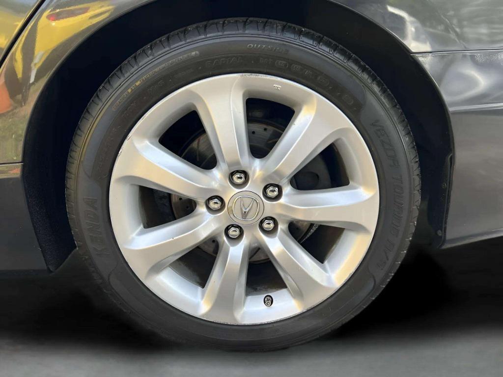 2014 Acura RL - $15,995