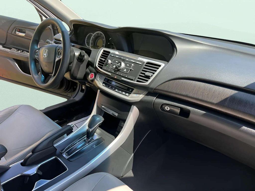 2013 Honda Accord - $10,995