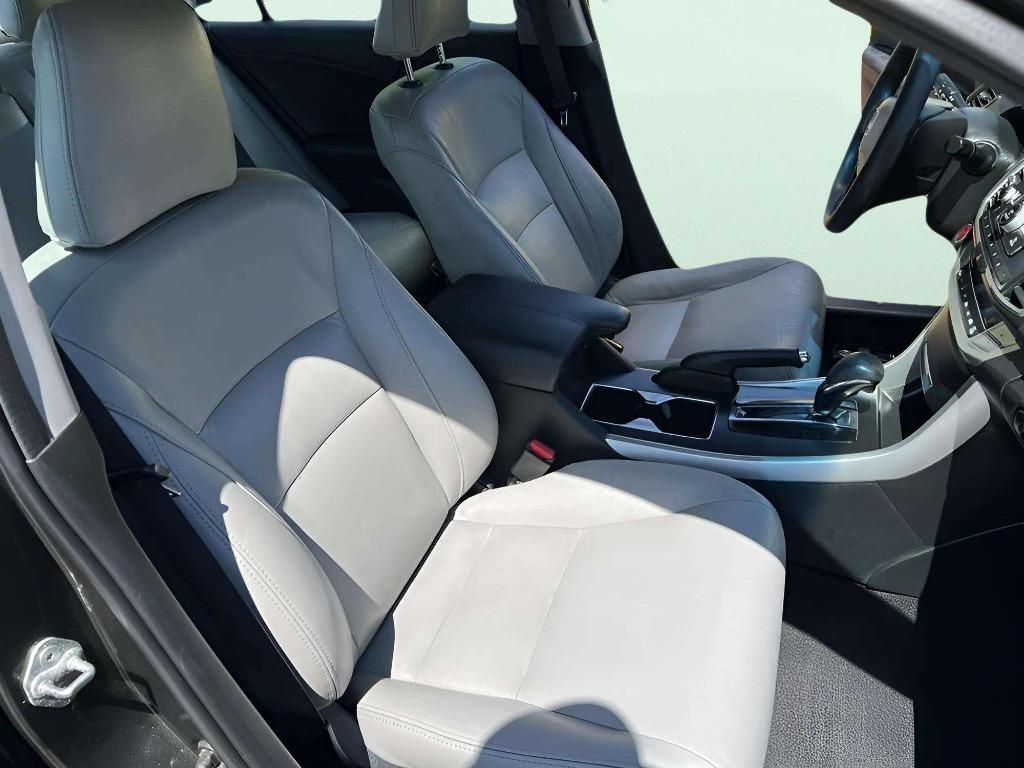 2013 Honda Accord - $10,995
