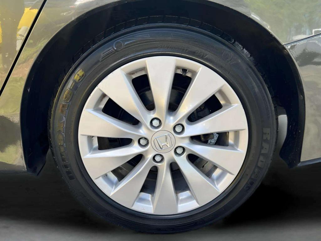 2013 Honda Accord - $10,995
