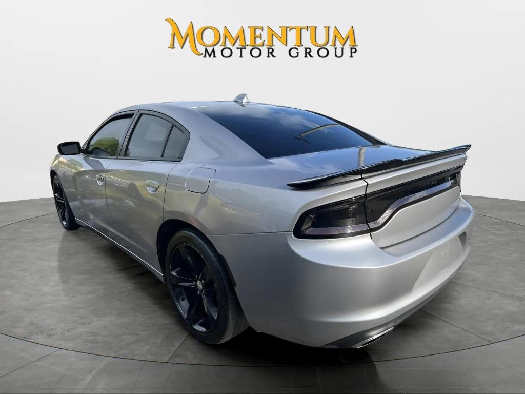 2016 Dodge Charger - $18,995