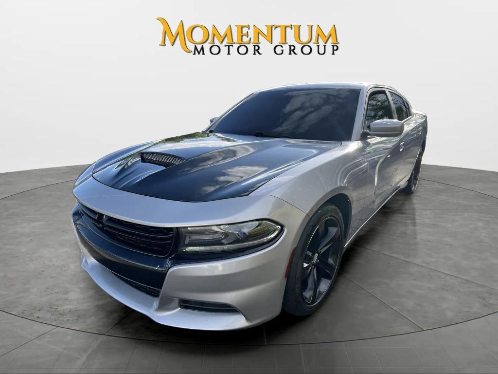 2016 Dodge Charger - $18,995