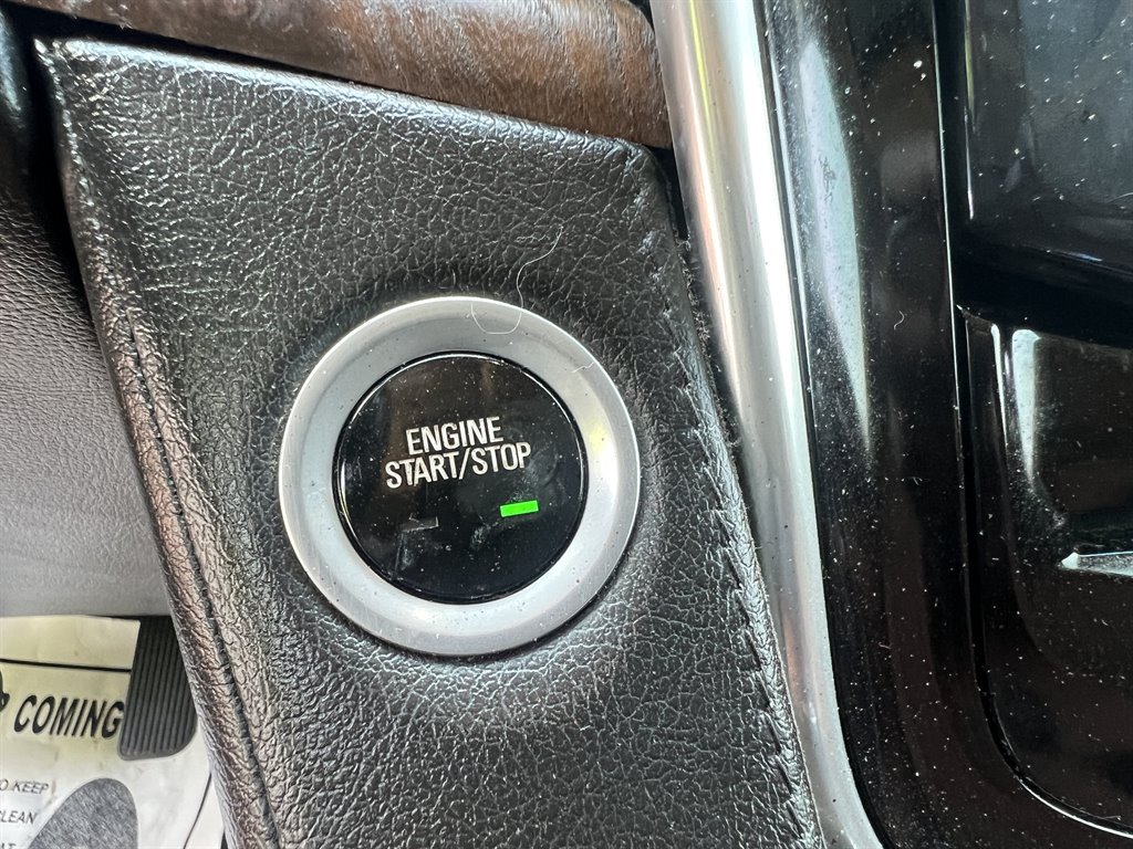 2016 Cadillac Escalade ESV Luxury photo