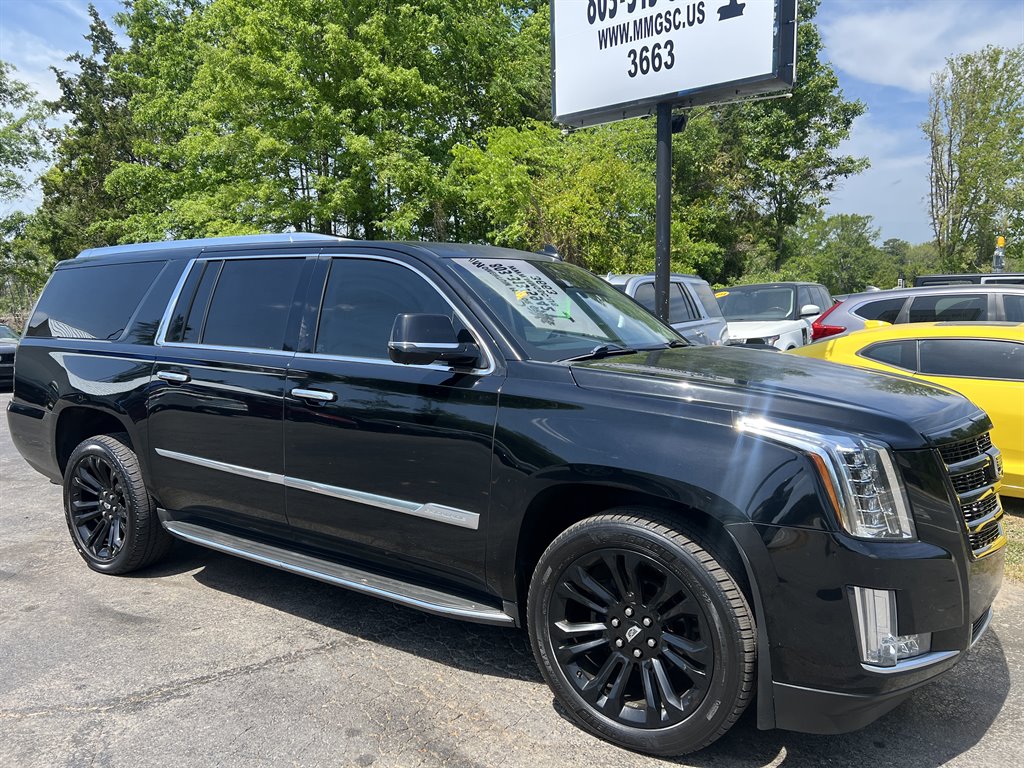2016 Cadillac Escalade ESV Luxury photo