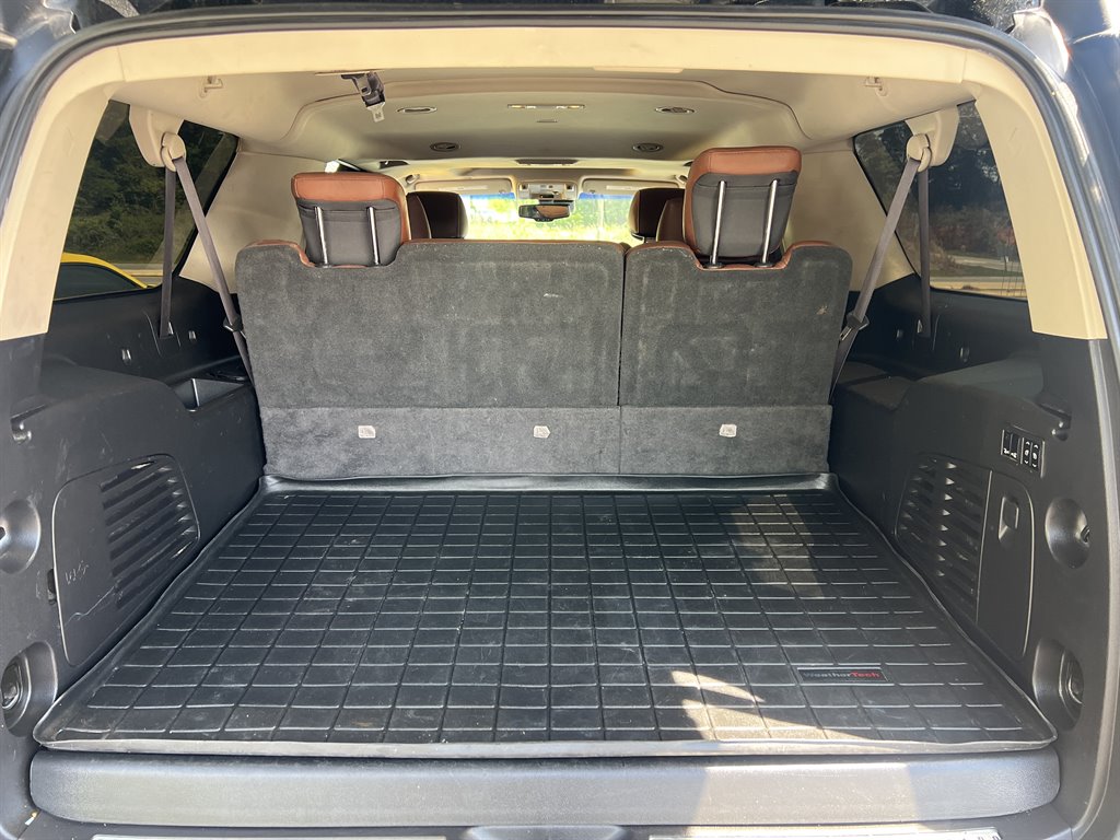 2016 Cadillac Escalade ESV Luxury photo