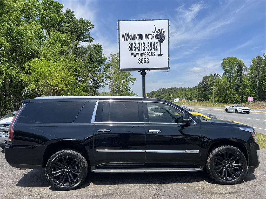 2016 Cadillac Escalade ESV Luxury photo