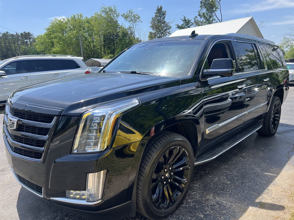 2016 Cadillac Escalade ESV Luxury photo