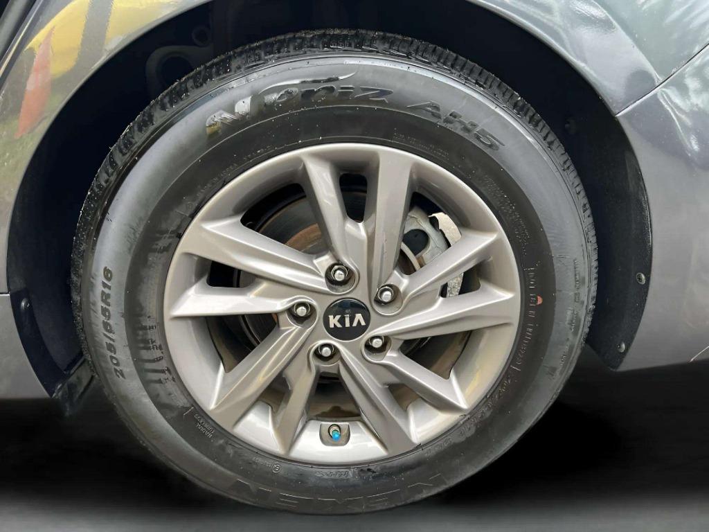 2020 Kia Optima - $16,995