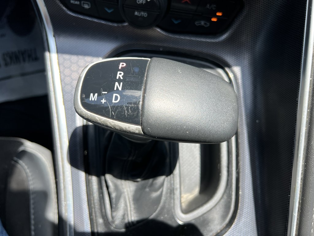 2015 Dodge Challenger Scat Pack photo