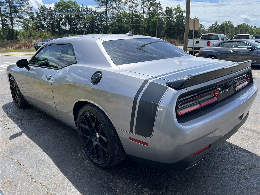2015 Dodge Challenger Scat Pack photo