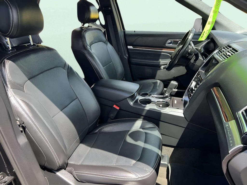 2017 Ford Explorer - $15,995