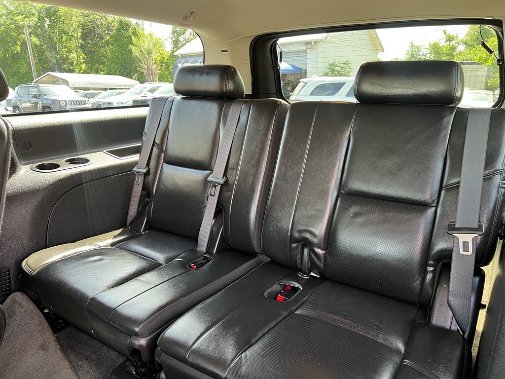 2008 Cadillac Escalade ESV photo