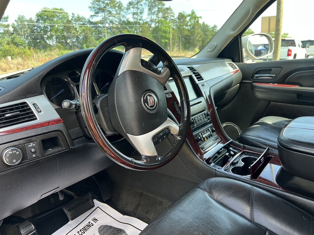 2008 Cadillac Escalade ESV photo