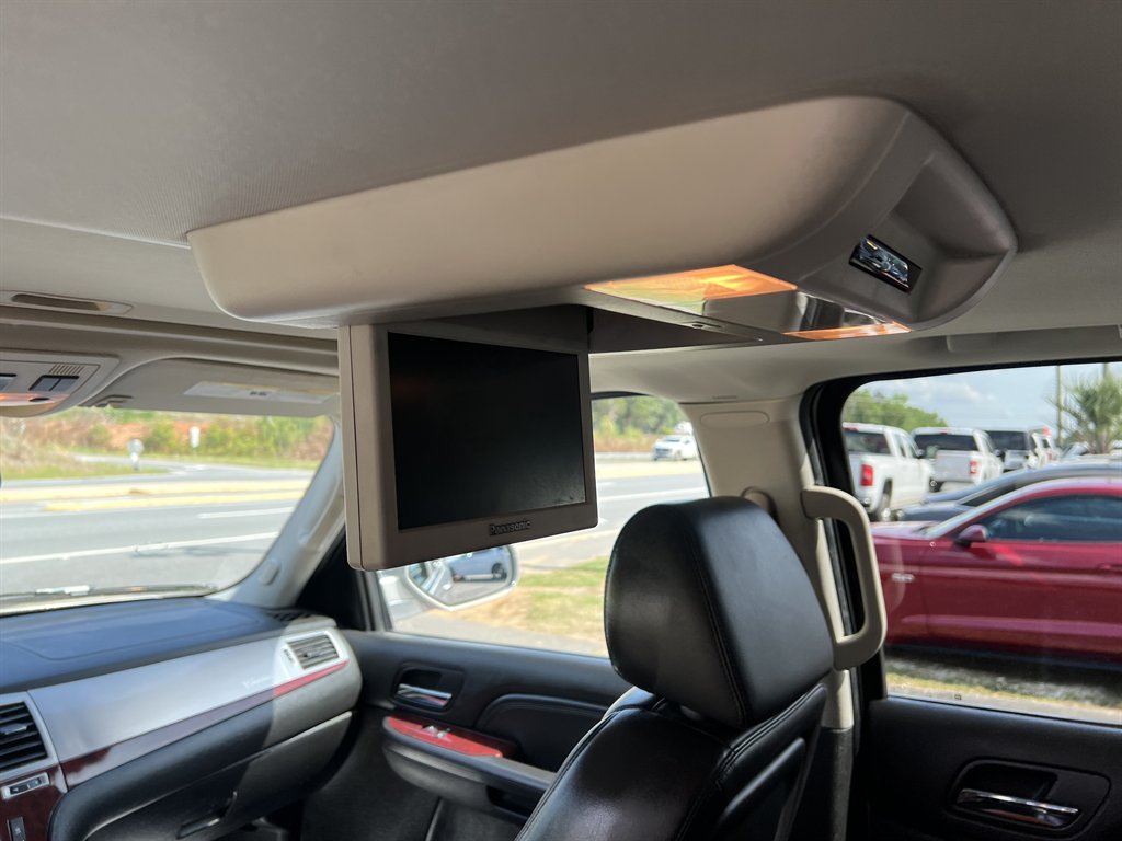 2008 Cadillac Escalade ESV photo
