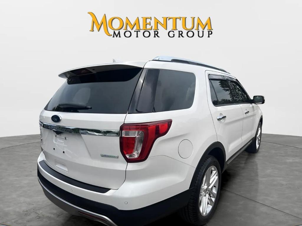 2017 Ford Explorer - $15,995