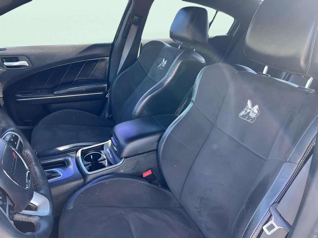2017 Dodge Charger - $26,995