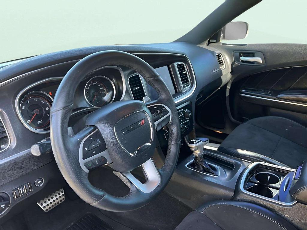 2017 Dodge Charger - $26,995