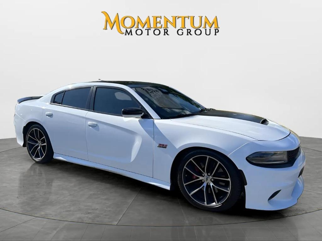 2017 Dodge Charger - $26,995