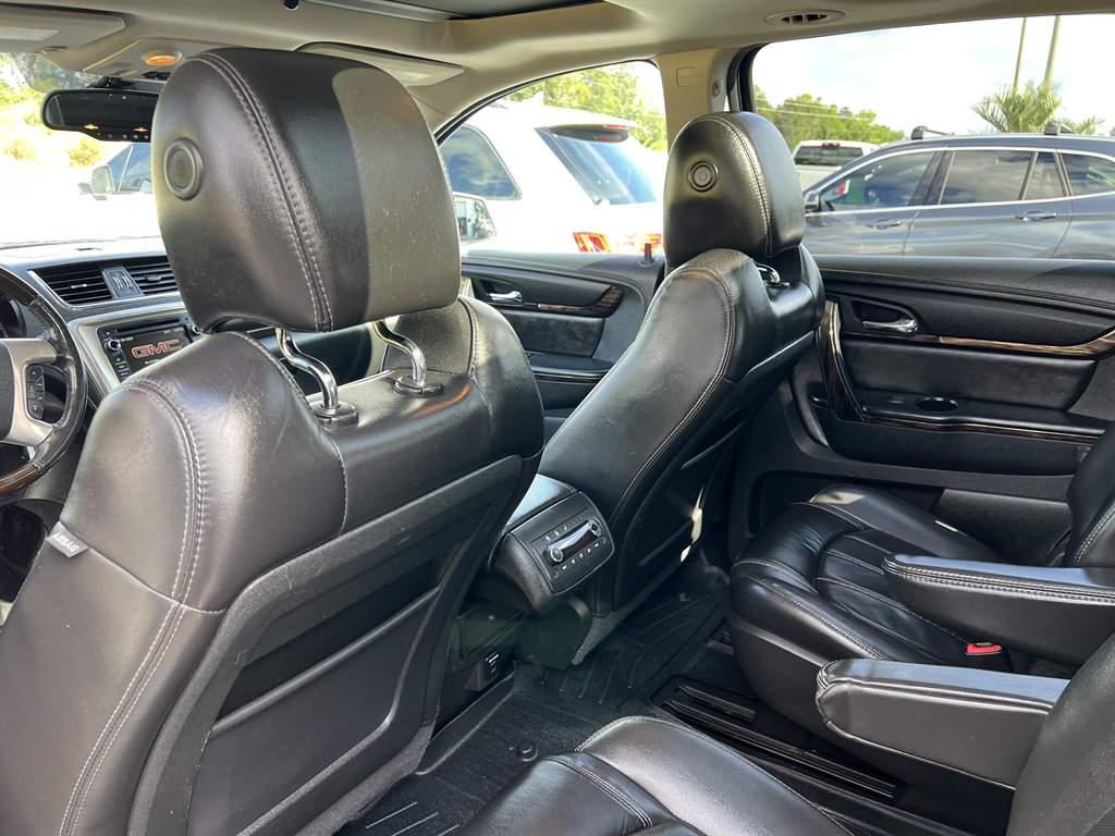 2015 GMC Acadia Denali photo