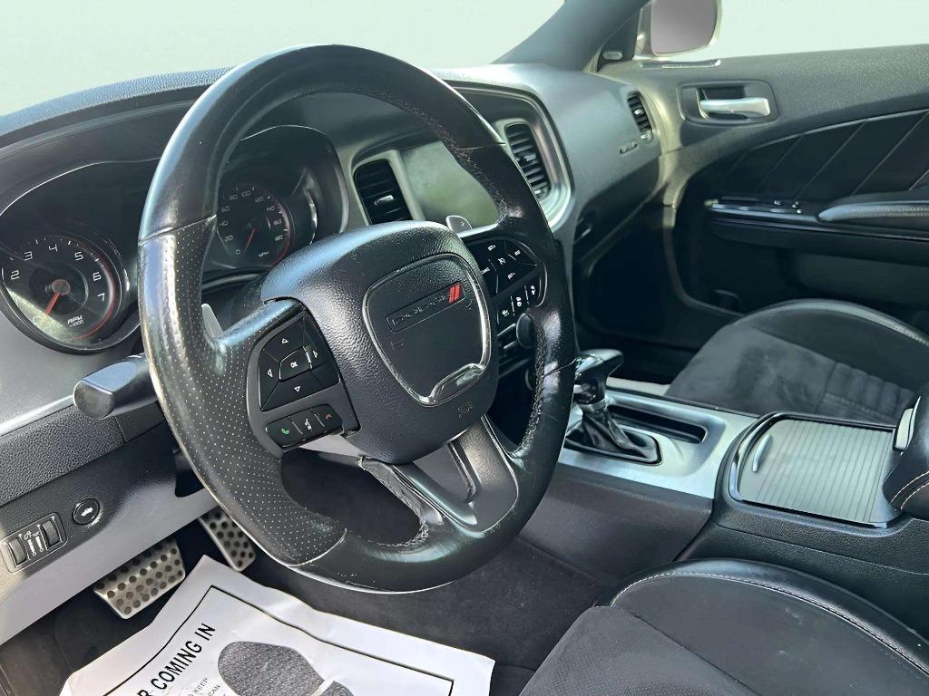 2018 Dodge Charger - $32,995