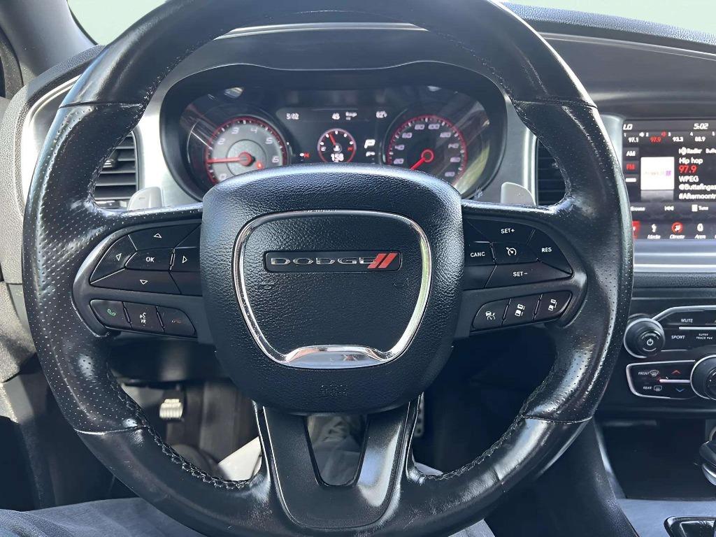 2018 Dodge Charger - $32,995