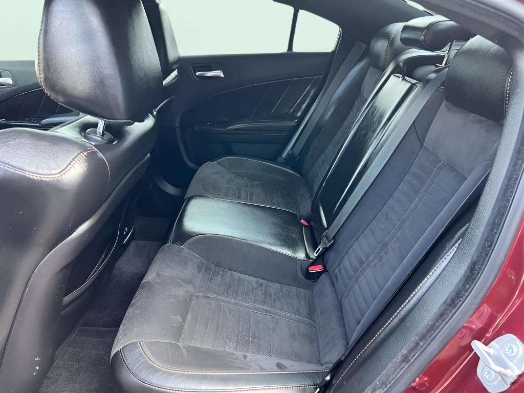 2018 Dodge Charger - $32,995