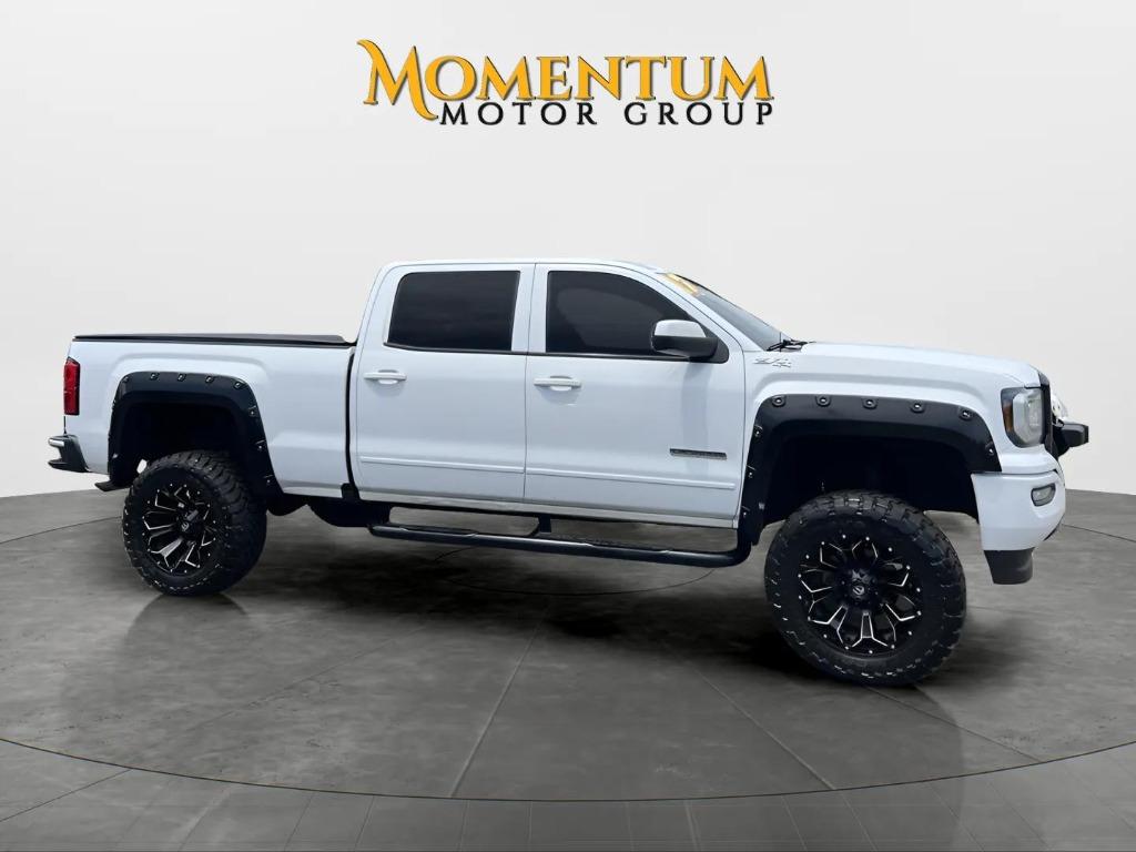 2017 GMC Sierra 1500 - $31,995