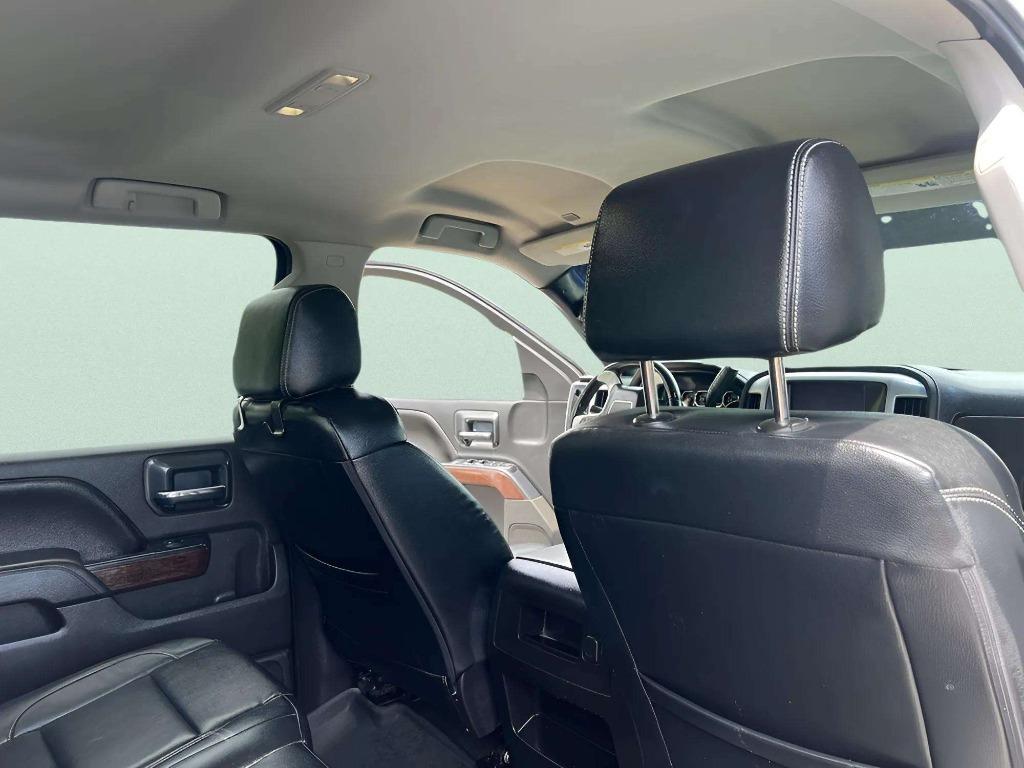 2017 GMC Sierra 1500 - $31,995
