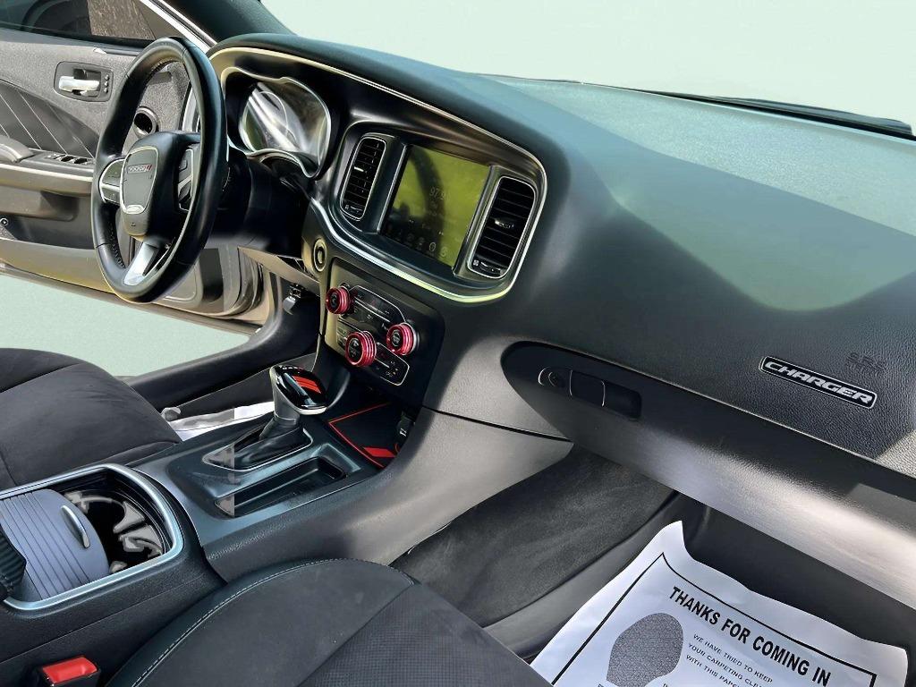 2015 Dodge Charger - $22,995