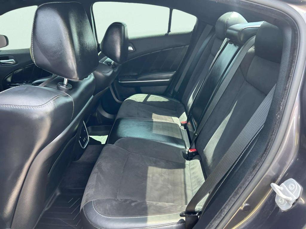 2015 Dodge Charger - $22,995