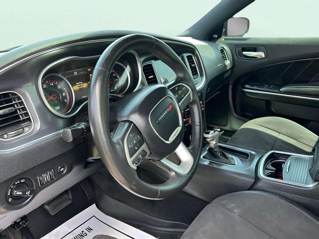 2015 Dodge Charger - $22,995