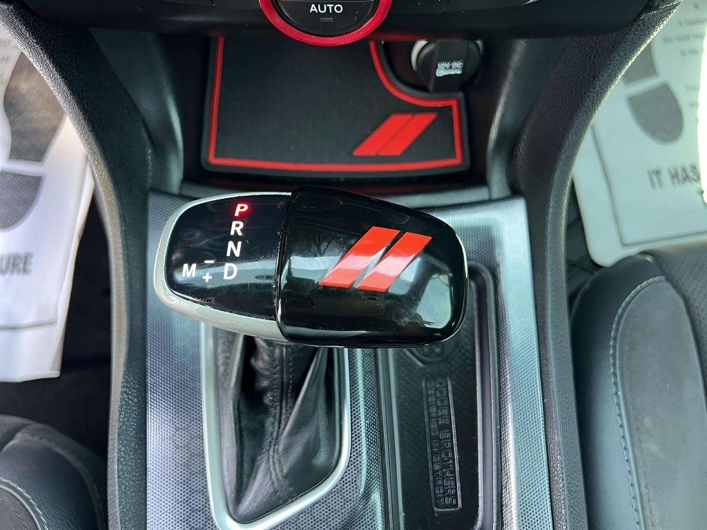 2015 Dodge Charger - $22,995