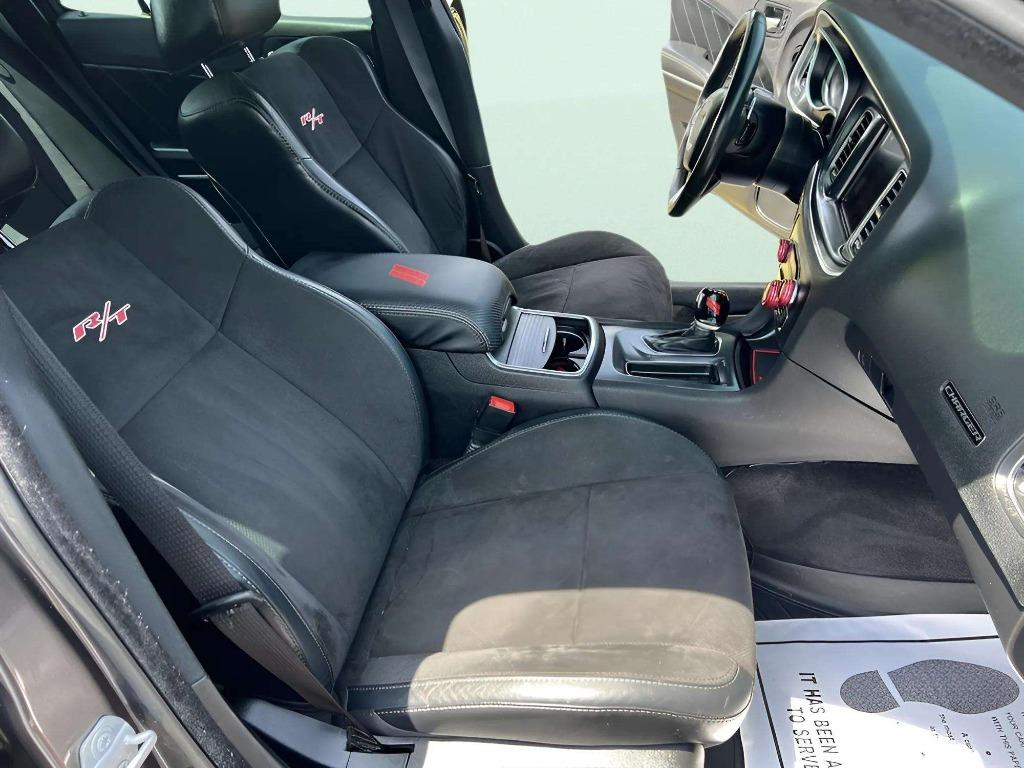 2015 Dodge Charger - $22,995
