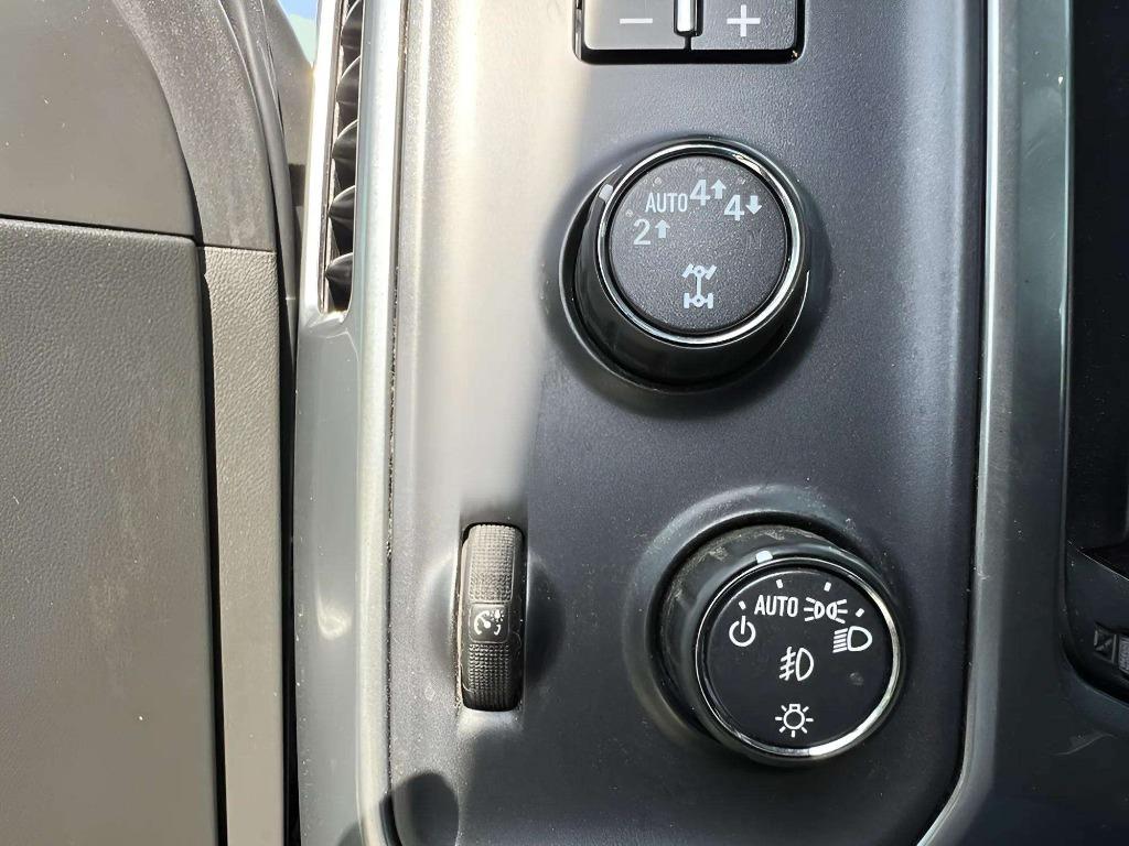 2017 Chevrolet Silverado 1500 - $20,995