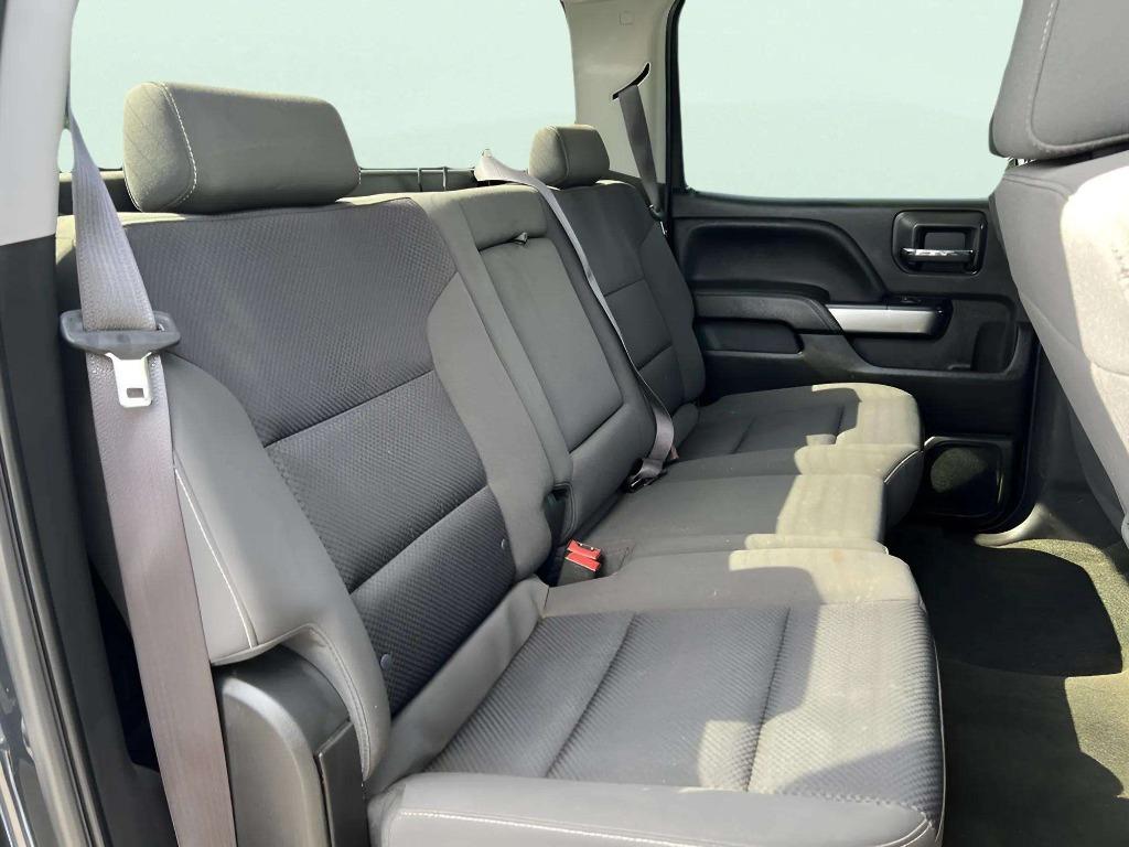 2017 Chevrolet Silverado 1500 - $20,995