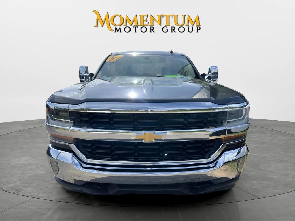 2017 Chevrolet Silverado 1500 - $20,995