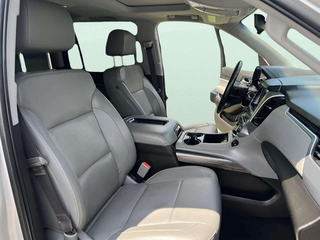 2017 Chevrolet Suburban - $19,995