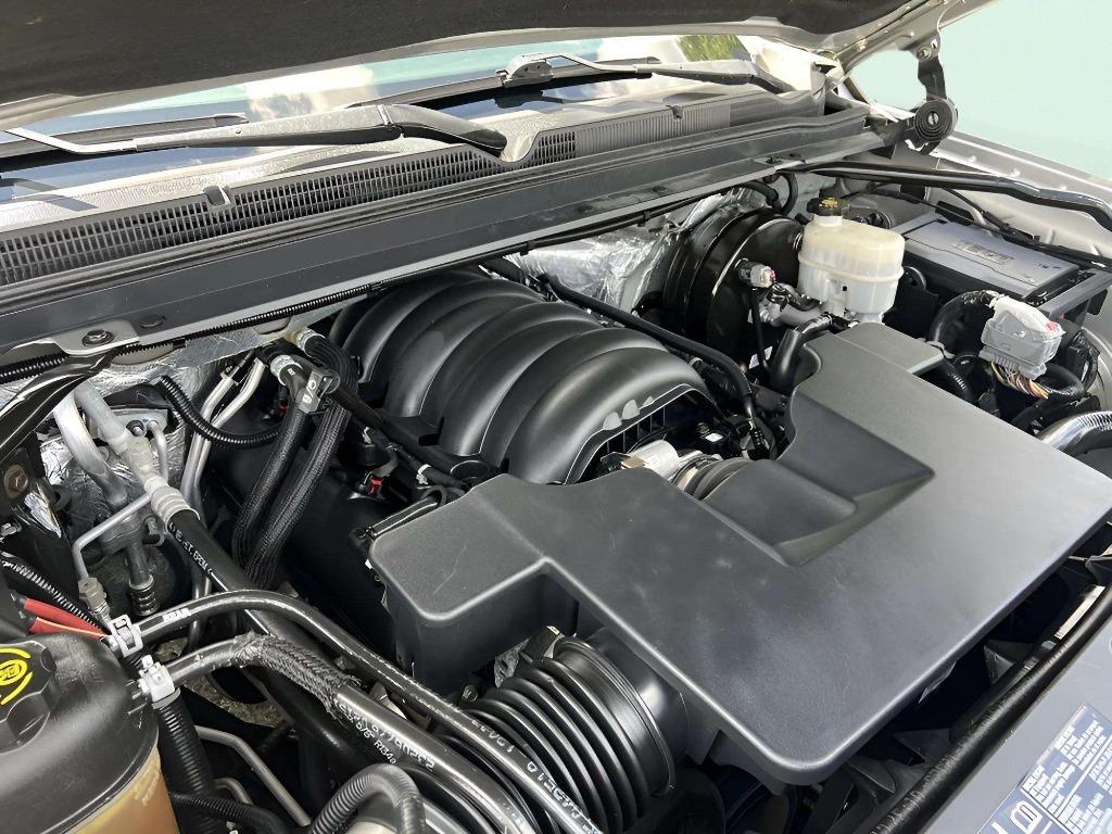 2017 Chevrolet Suburban - $19,995