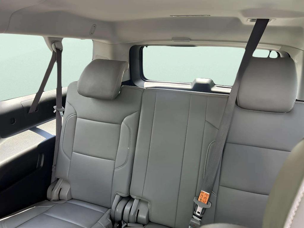 2017 Chevrolet Suburban - $19,995