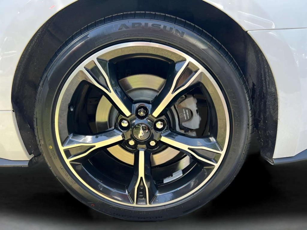 2016 Ford Mustang - $23,995
